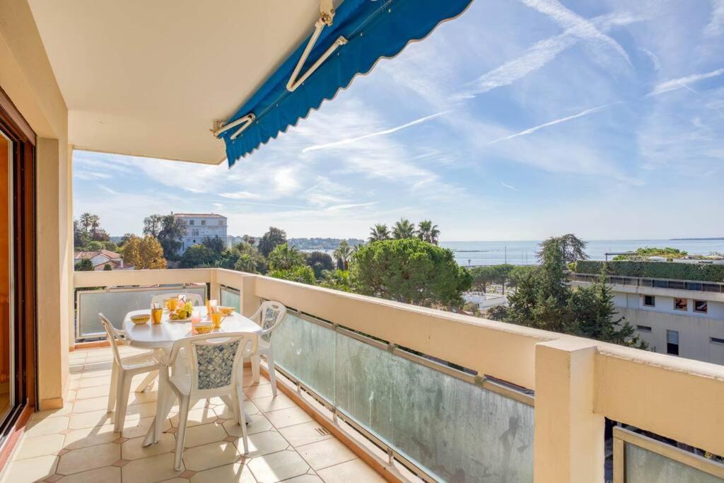 A6- 2 Bdr Incredible Sea View - Ac, Garage & Terrace Apartman Antibes Kültér fotó